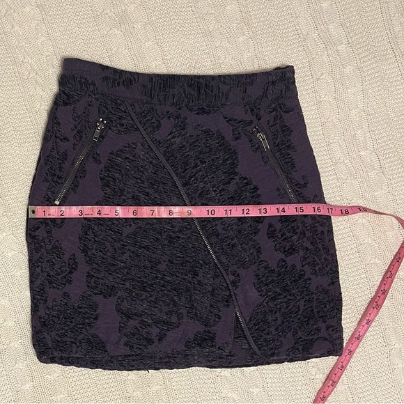 Retro Whimsigoth Urban Outfitters Retro Textured Zipper Detail Mini Skirt Small - Picture 4 of 8